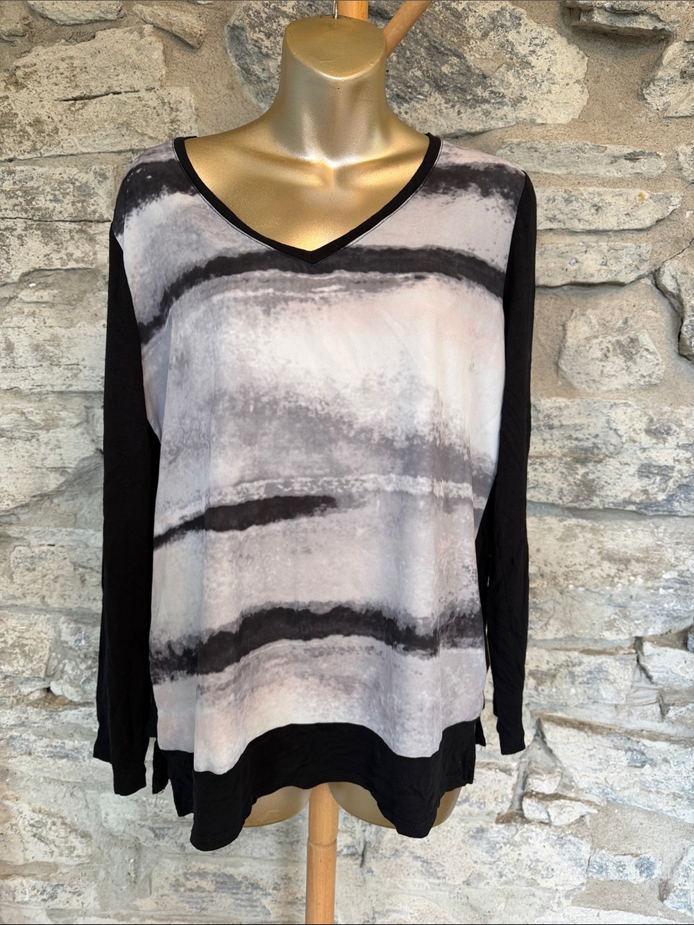 Black & Gray V-Neck Mixed Media Top
